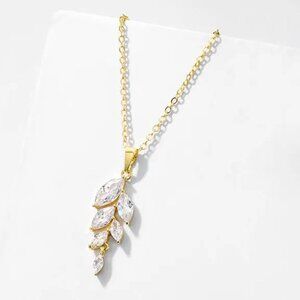 Aubrey's Leaf Pendant Necklace Formal Wedding Evening Elegant, GOLD